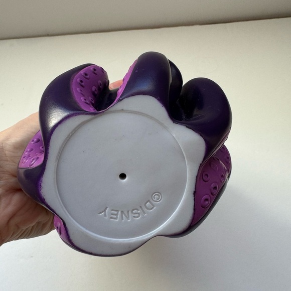 DISNEY VILLIANS URSULA THE LITTLE MERMAID 8” FIGURINE - Picture 6 of 6